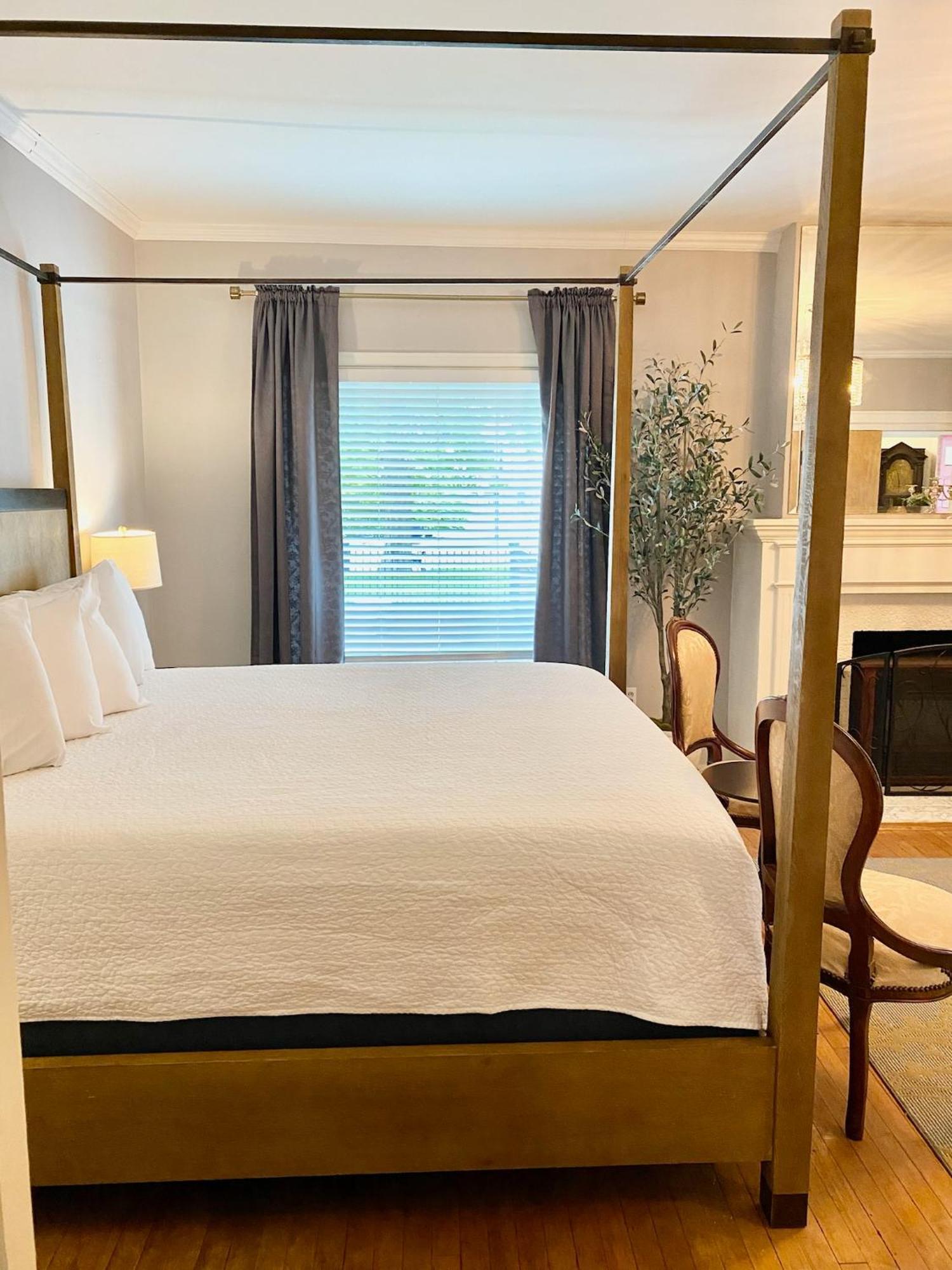 The Ginkgo Tree Bed & Breakfast Mount Pleasant Exterior foto