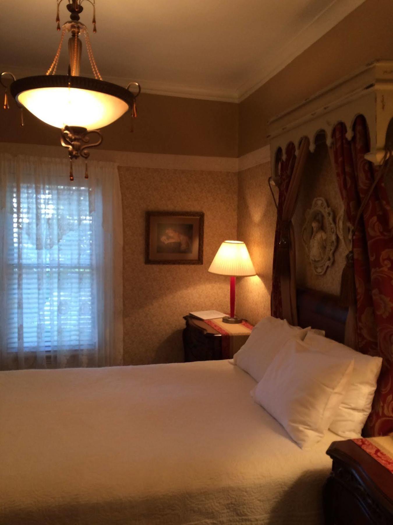 The Ginkgo Tree Bed & Breakfast Mount Pleasant Exterior foto